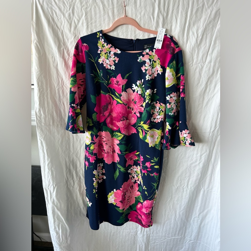 New York + Co Floral bell sleeved dress